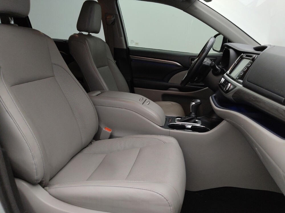 2018 Toyota Highlander in Lakewood, CO 80215 - 18144755 21