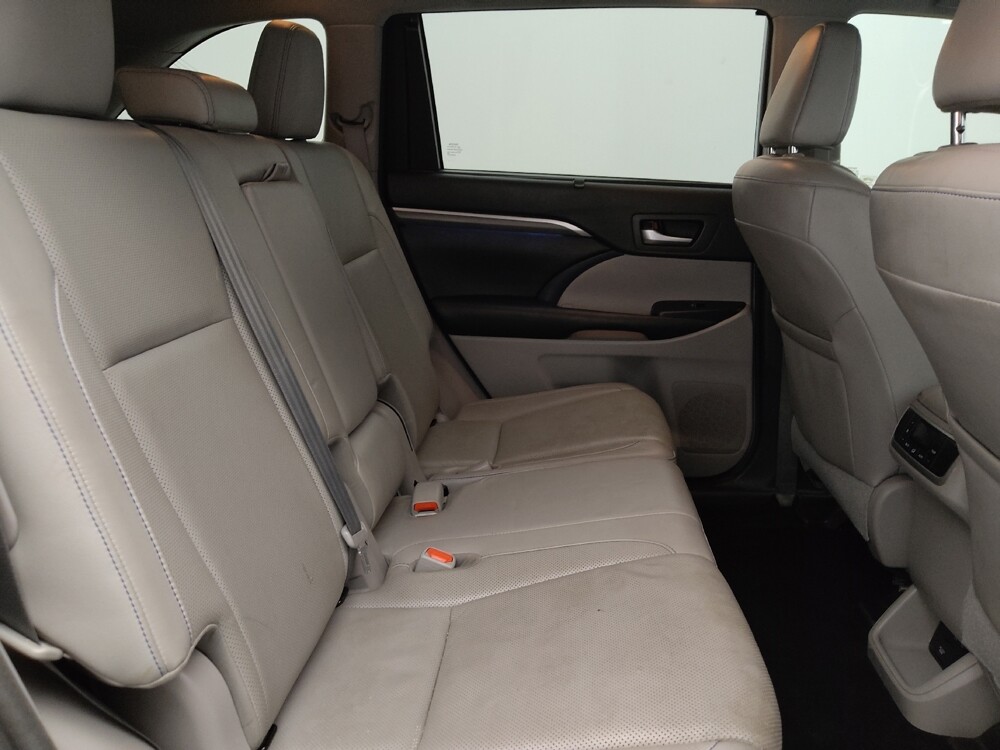2018 Toyota Highlander in Lakewood, CO 80215 - 18144755 19