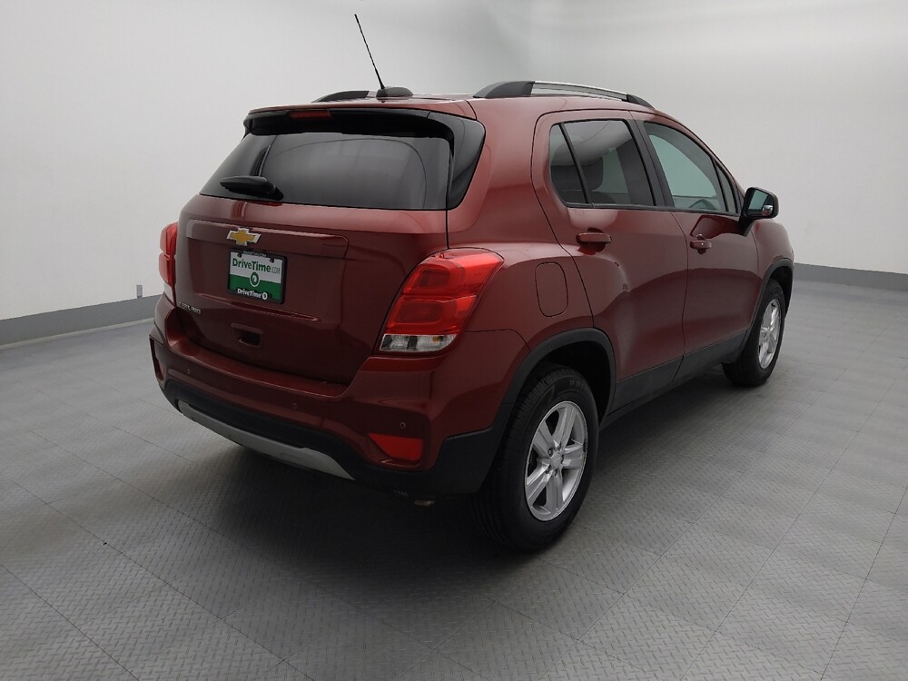 2022 Chevrolet Trax in Gladstone, MO 64118 - 18144759 9