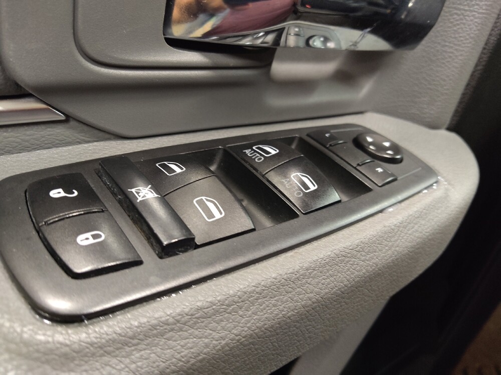 2019 RAM 1500 in Lubbock, TX 79424 - 18144763 27