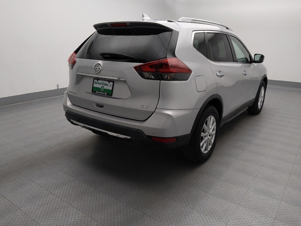 2020 Nissan Rogue in Gladstone, MO 64118 - 18144765 7