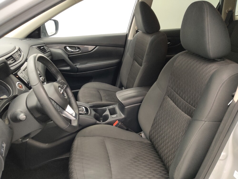 2020 Nissan Rogue in Gladstone, MO 64118 - 18144765 17