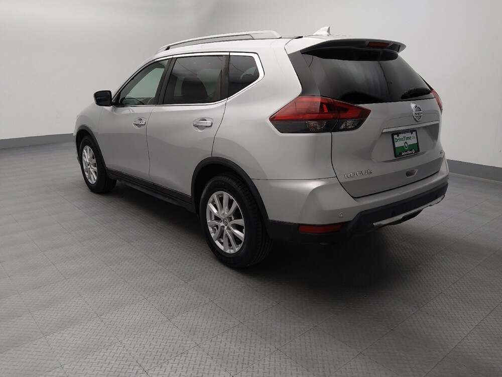 2020 Nissan Rogue in Gladstone, MO 64118 - 18144765 5