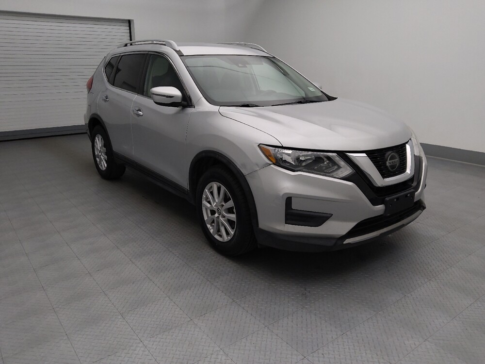 2020 Nissan Rogue in Gladstone, MO 64118 - 18144765 13