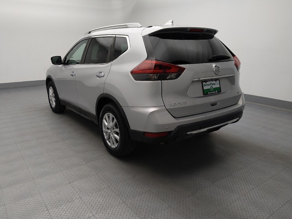 2020 Nissan Rogue in Gladstone, MO 64118 - 18144765 6
