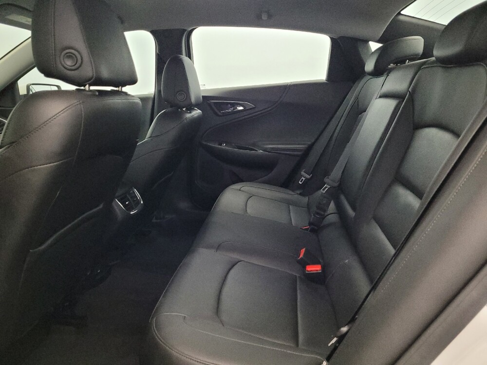 2018 Chevrolet Malibu in Chesapeake, VA 23320 - 18144771 18