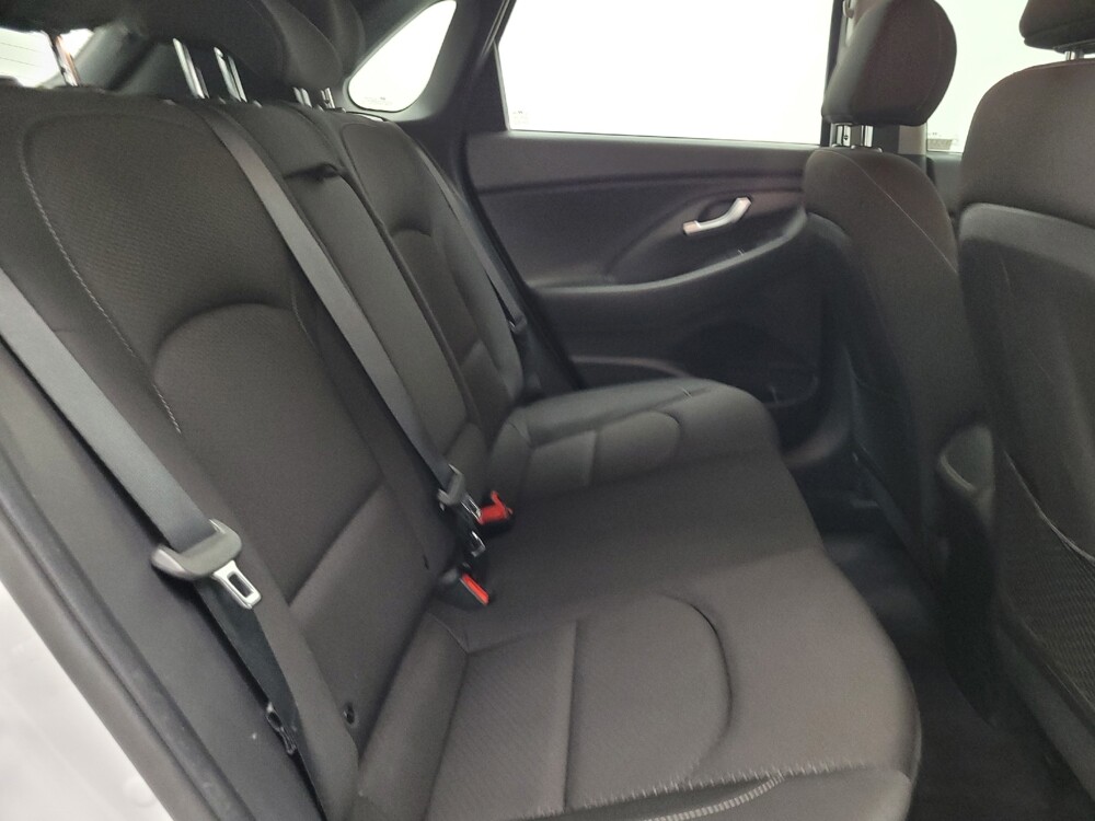 2019 Hyundai Elantra in Las Vegas, NV 89104 - 18144773 19