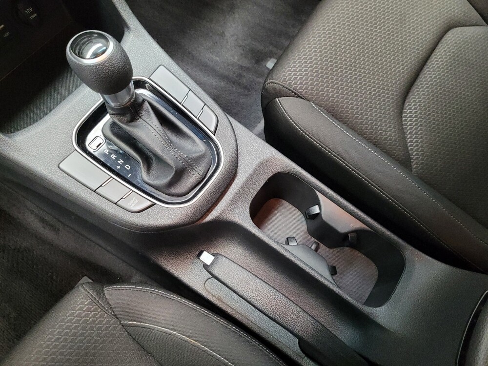2019 Hyundai Elantra in Las Vegas, NV 89104 - 18144773 26