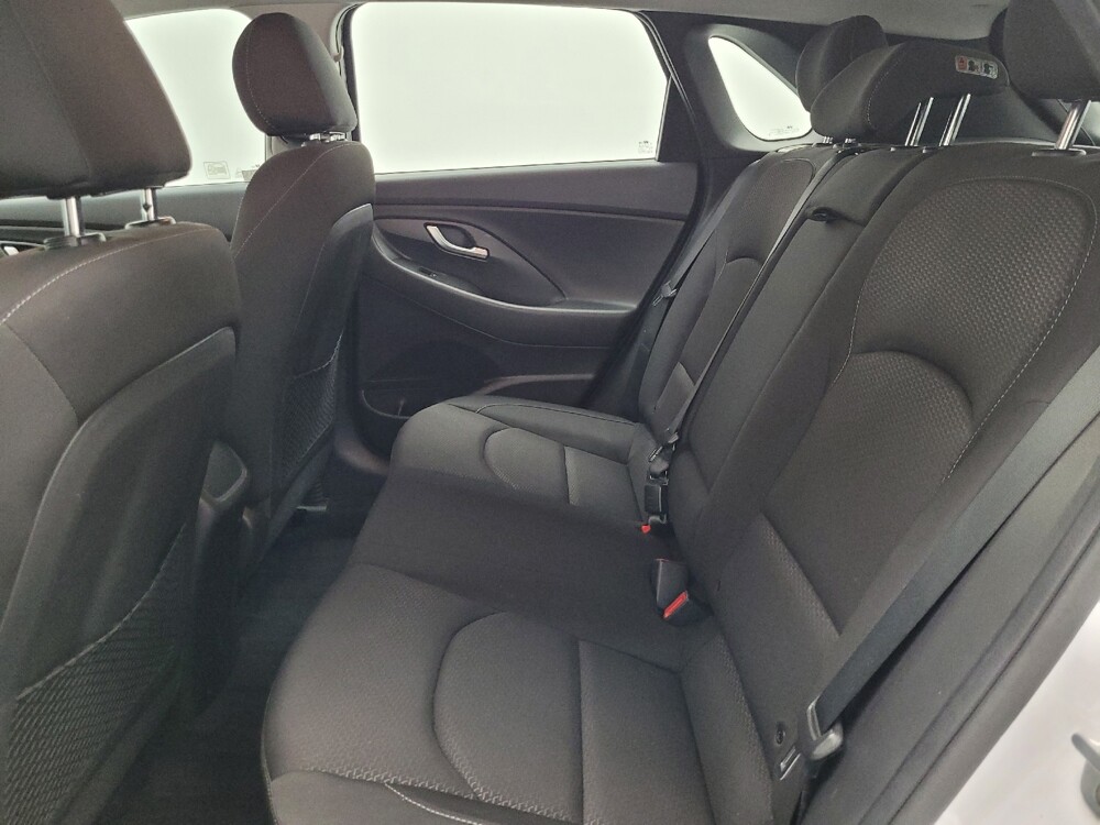 2019 Hyundai Elantra in Las Vegas, NV 89104 - 18144773 18