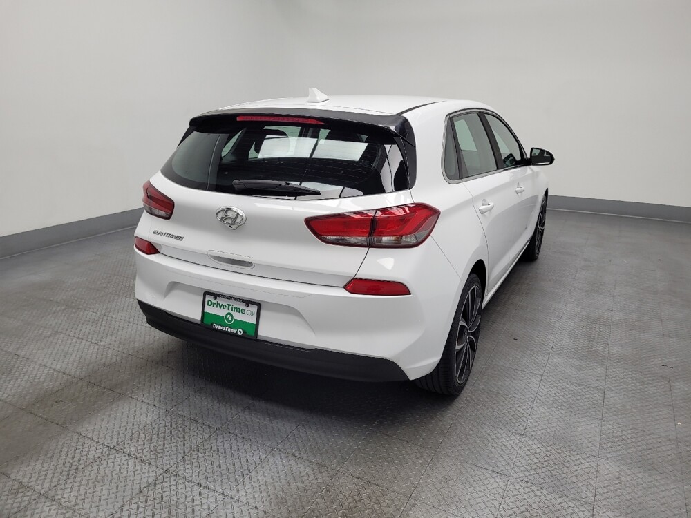 2019 Hyundai Elantra in Las Vegas, NV 89104 - 18144773 7