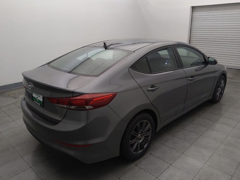 2018 Hyundai Elantra in Houston, TX 77074 - 18144786 9