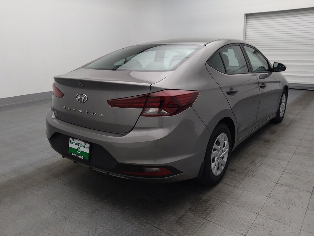 2020 Hyundai Elantra in Orlando, FL 32808 - 18144794 9