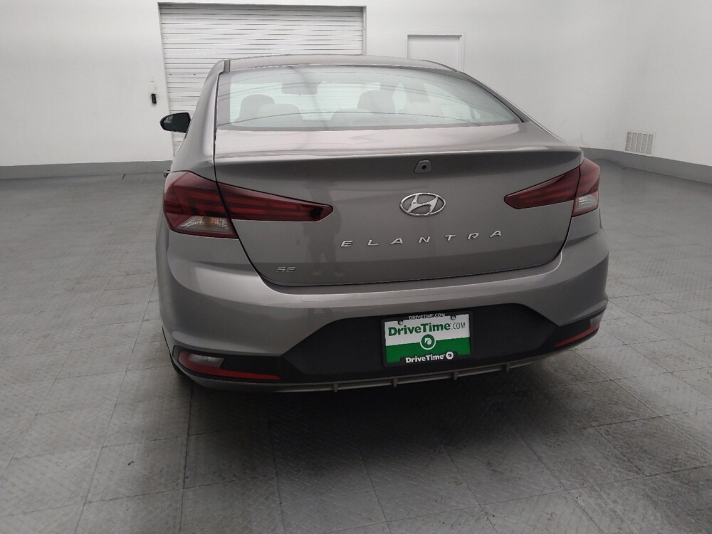 2020 Hyundai Elantra in Orlando, FL 32808 - 18144794 6