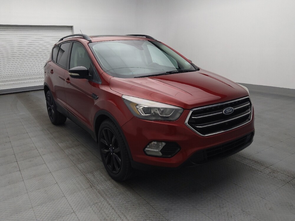 2017 Ford Escape in Gainesville, FL 32609 - 18144815 13