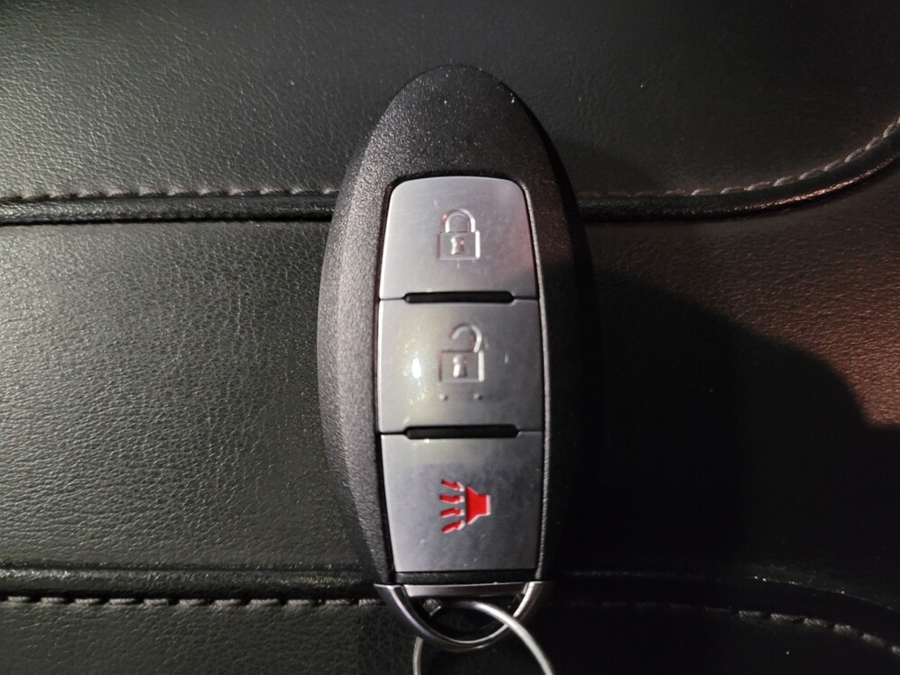 2018 Nissan Rogue in Clearwater, FL 33764 - 18144823 32