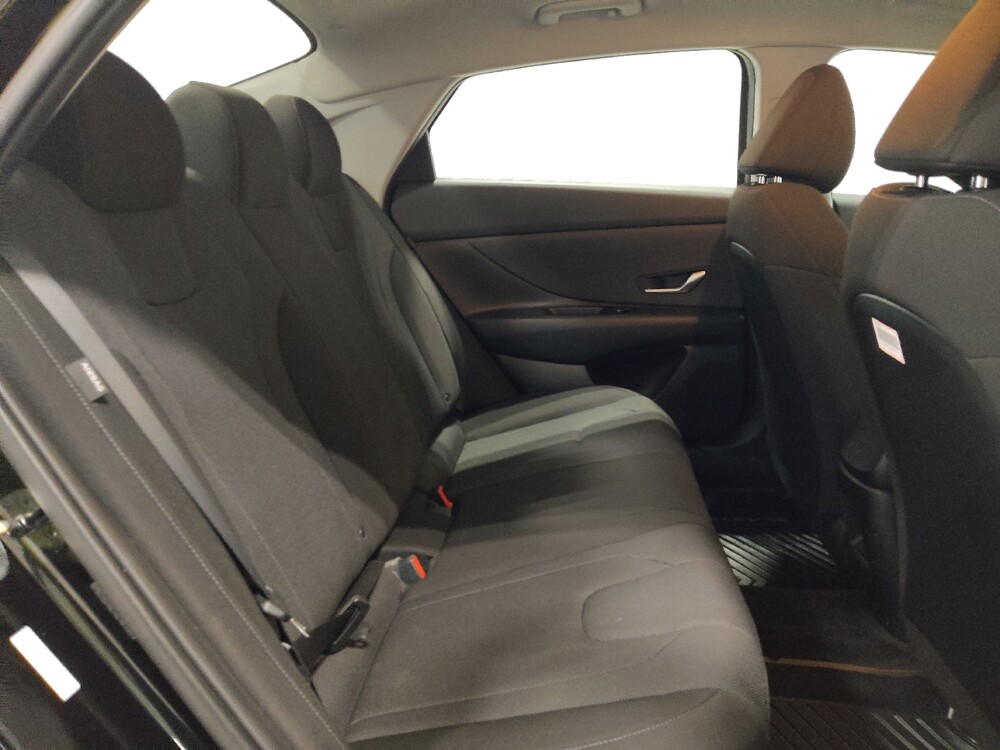 2024 Hyundai Elantra in Columbus, OH 43228 - 18144830 19
