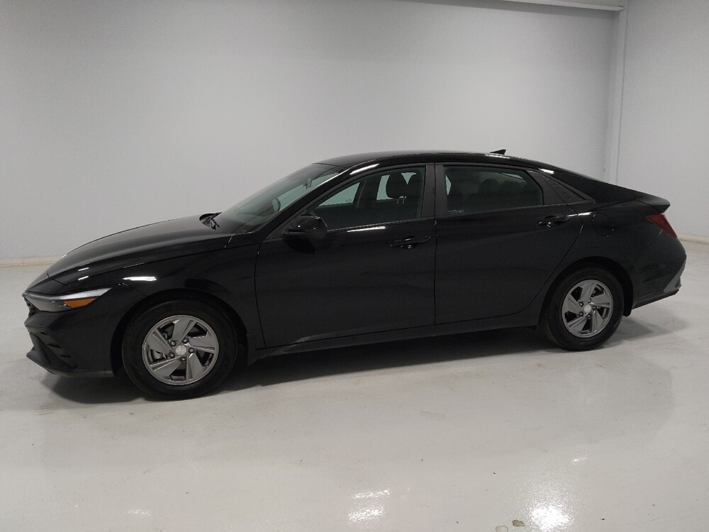 2024 Hyundai Elantra in Columbus, OH 43228 - 18144830 2