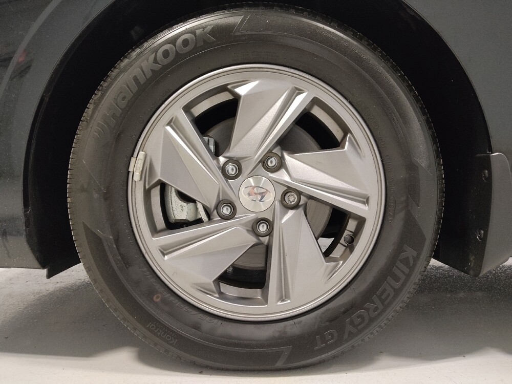 2024 Hyundai Elantra in Columbus, OH 43228 - 18144830 31