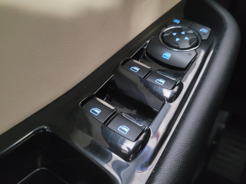2019 Ford Edge in Marietta, GA 30062 - 18144832 27