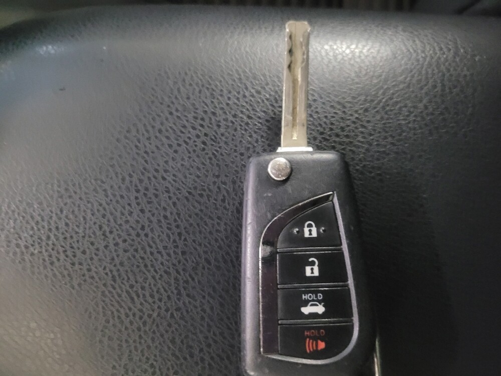 2019 Toyota Camry in Conyers, GA 30094 - 18144838 32