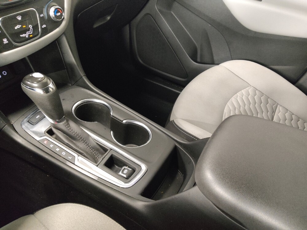 2020 Chevrolet Equinox in Birmingham, AL 35215 - 18144840 26