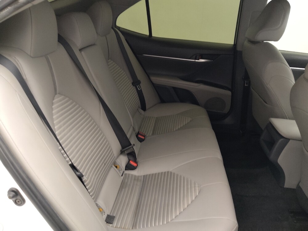 2018 Toyota Camry in Springfield, MO 65807 - 18144845 19