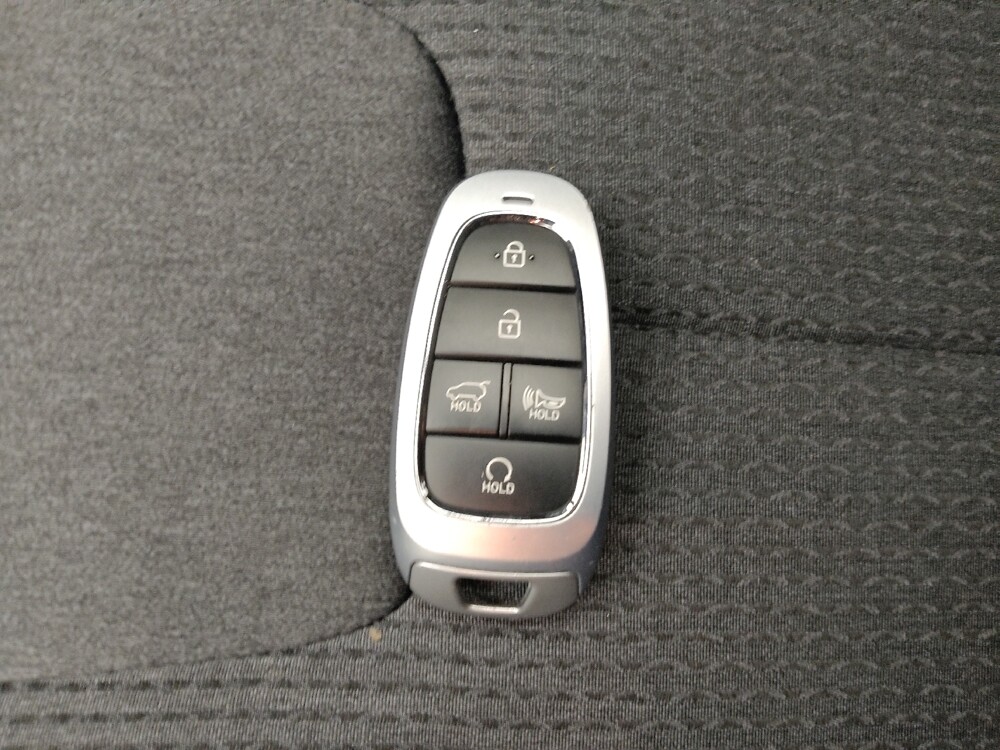 2023 Hyundai Santa Fe in Eastpointe, MI 48021 - 18144849 32