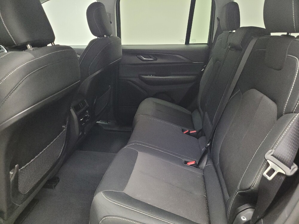 2023 Jeep Grand Cherokee in Eastpointe, MI 48021 - 18144851 18