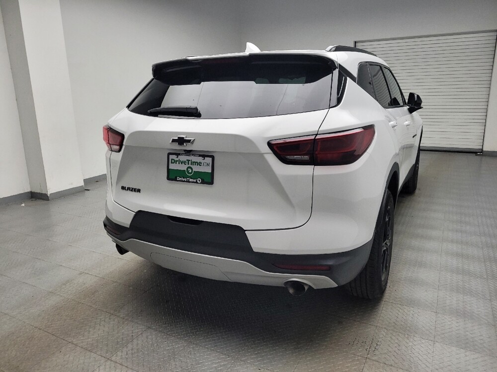 2024 Chevrolet Blazer in Eastpointe, MI 48021 - 18144856 7
