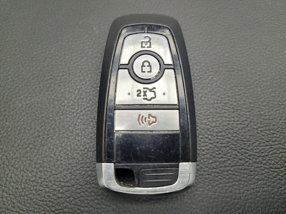 2022 Ford Mustang in Las Vegas, NV 89104 - 18144885 32