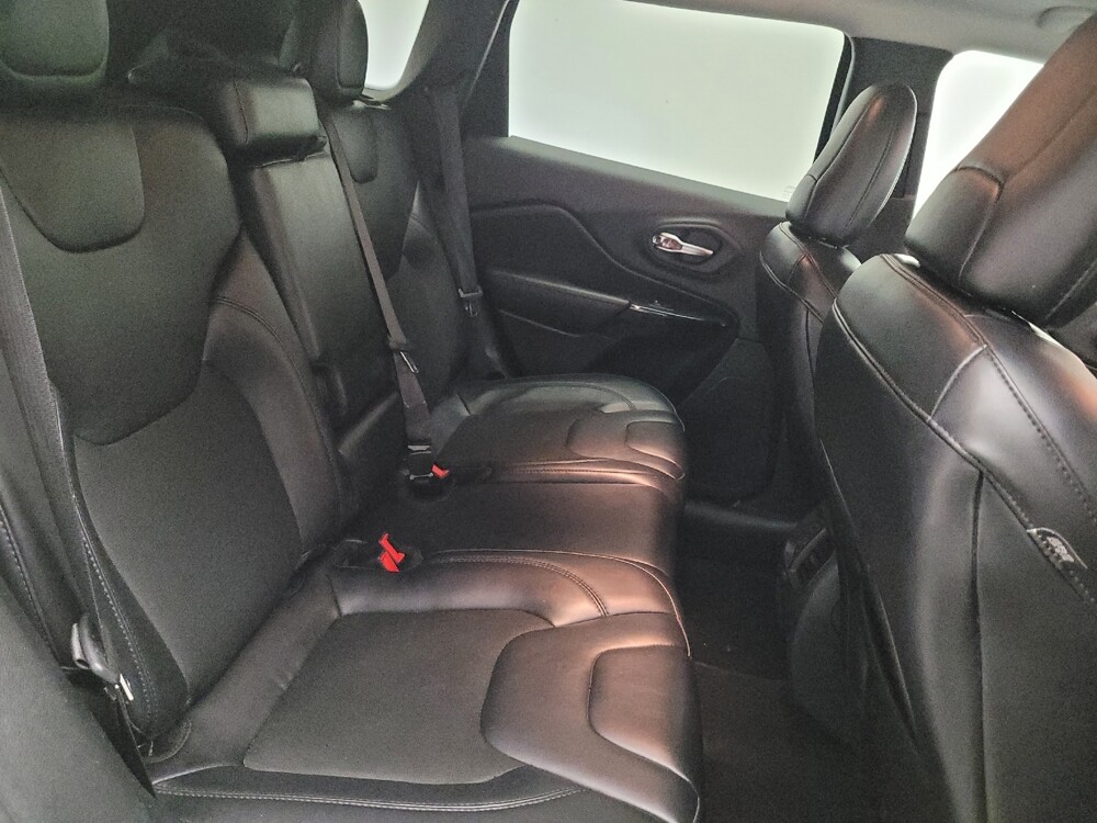 2020 Jeep Cherokee in Montclair, CA 91763 - 18144886 19