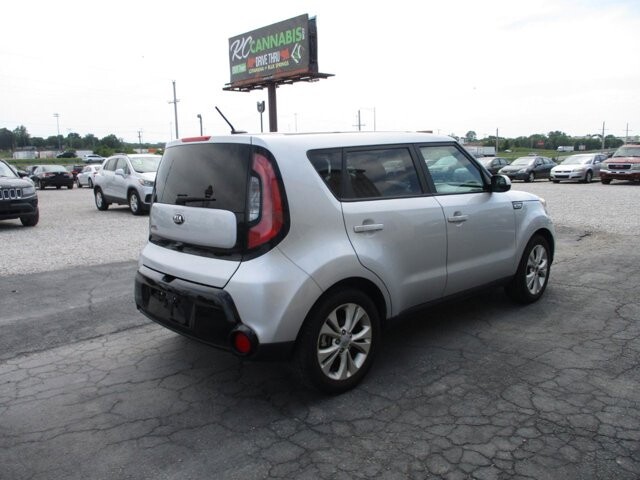 2016 Kia Soul in Oak Grove, MO 64075 - 18144894 5