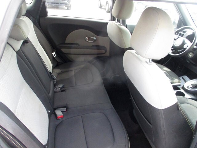 2016 Kia Soul in Oak Grove, MO 64075 - 18144894 12