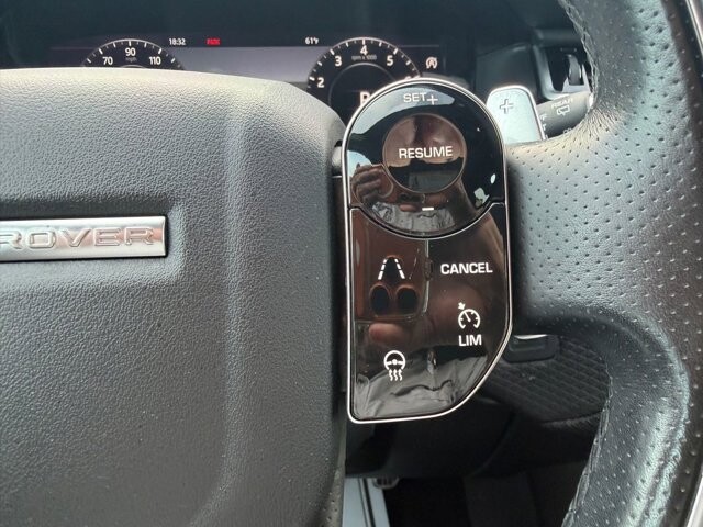 2018 Land Rover Range Rover Velar in Knoxville, TN 37920 - 18144895 20