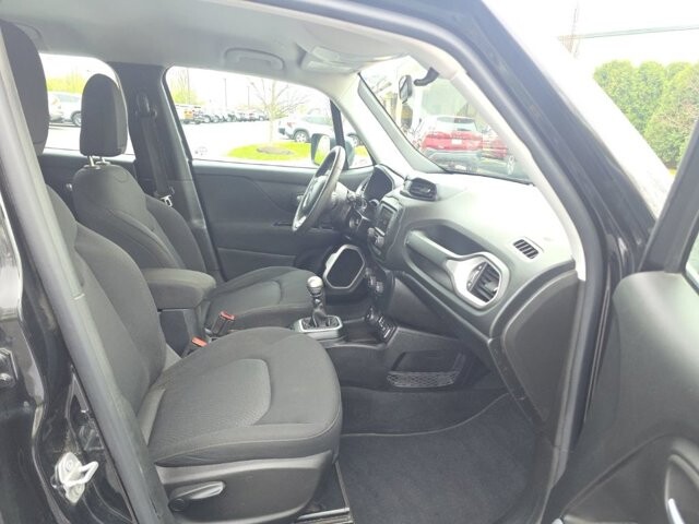 2018 Jeep Renegade in Marysville, OH 43040 - 18144906 41