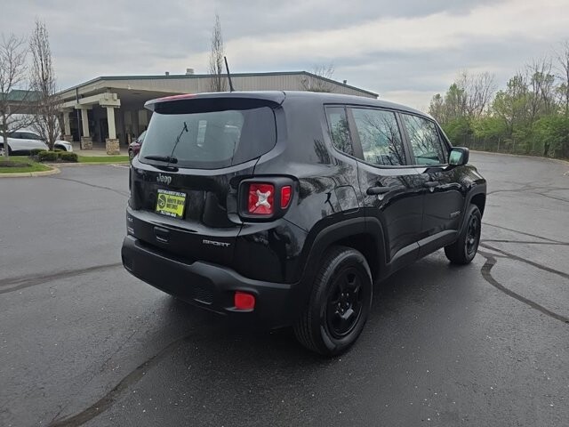 2018 Jeep Renegade in Marysville, OH 43040 - 18144906 9