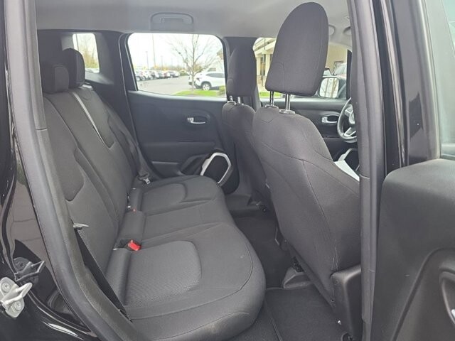 2018 Jeep Renegade in Marysville, OH 43040 - 18144906 38