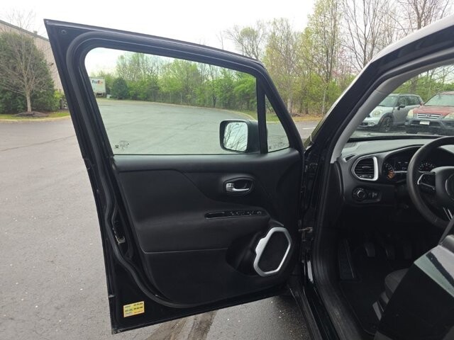 2018 Jeep Renegade in Marysville, OH 43040 - 18144906 14