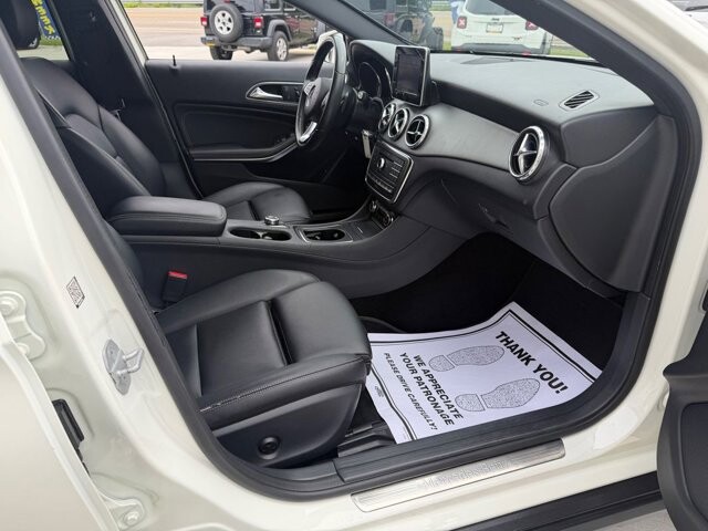 2017 Mercedes-Benz GLA 250 in Knoxville, TN 37920 - 18144907 16