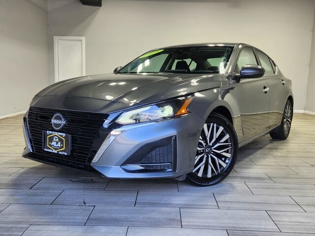 2025 Nissan Altima in Cinnaminson, NJ 08077 - 18144909