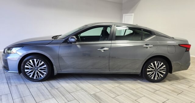 2025 Nissan Altima in Cinnaminson, NJ 08077 - 18144909 2