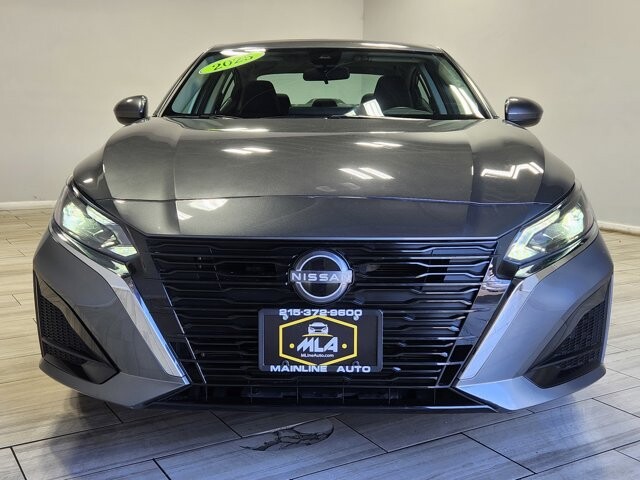 2025 Nissan Altima in Cinnaminson, NJ 08077 - 18144909 8