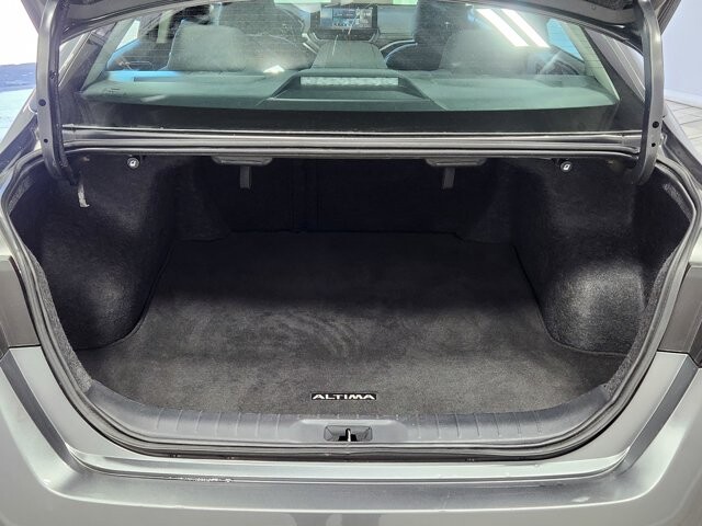 2025 Nissan Altima in Cinnaminson, NJ 08077 - 18144909 14