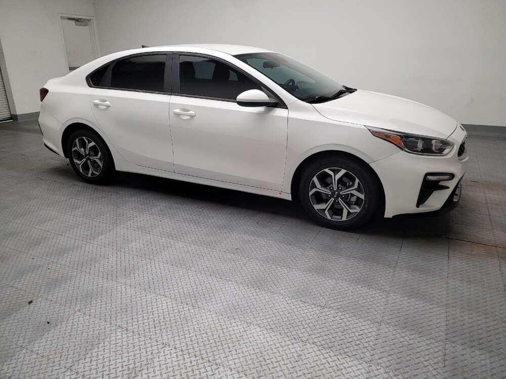 2021 Kia Forte in Downey, CA 90241 - 18144939 11