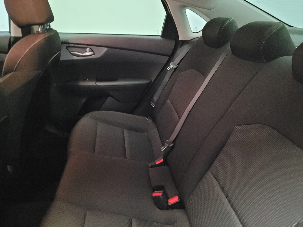2021 Kia Forte in Downey, CA 90241 - 18144939 18