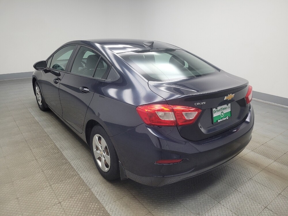 2016 Chevrolet Cruze in Mishawaka, IN 46545 - 18144944 5