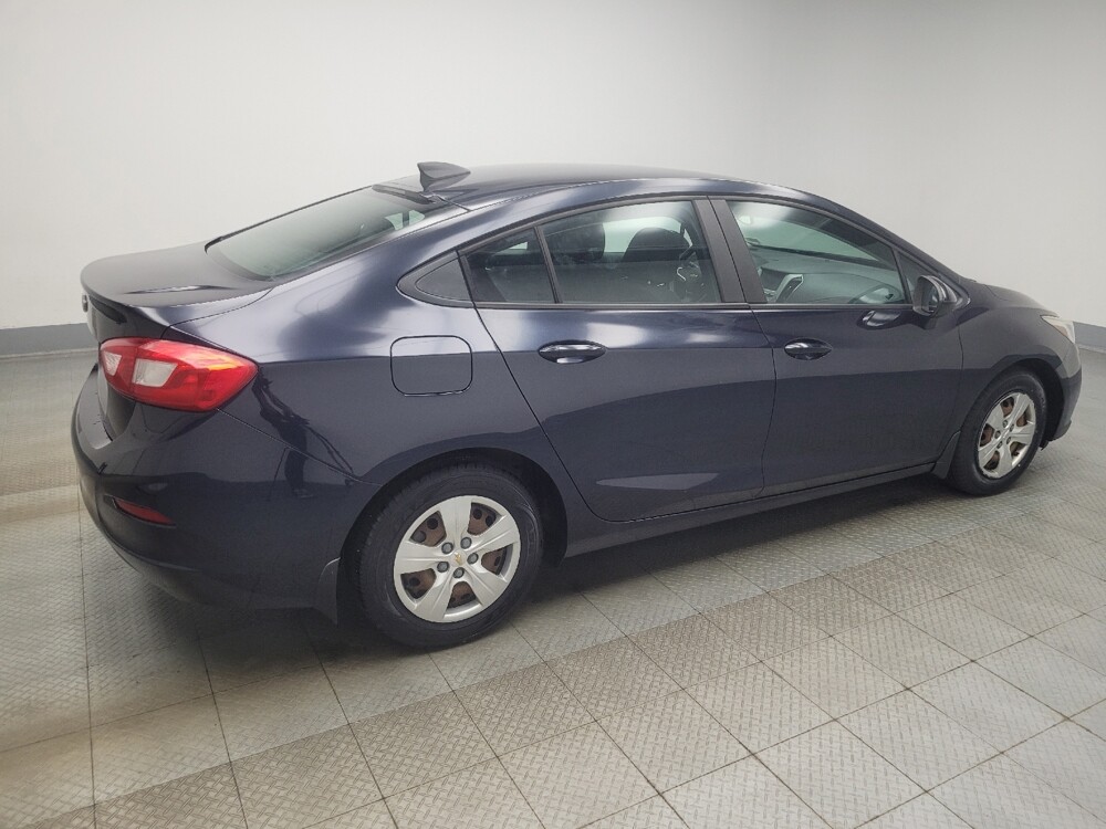2016 Chevrolet Cruze in Mishawaka, IN 46545 - 18144944 10