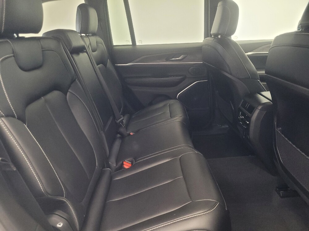 2024 Jeep Grand Cherokee in Highland, IN 46322 - 18144946 19