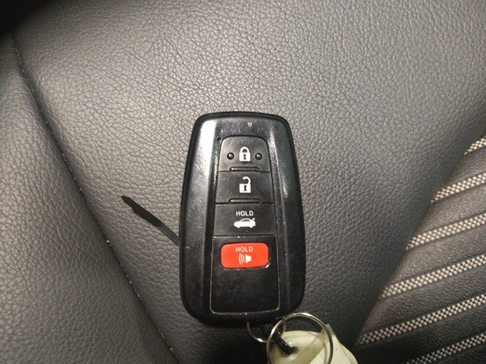 2019 Toyota Camry in Plano, TX 75074 - 18144971 32