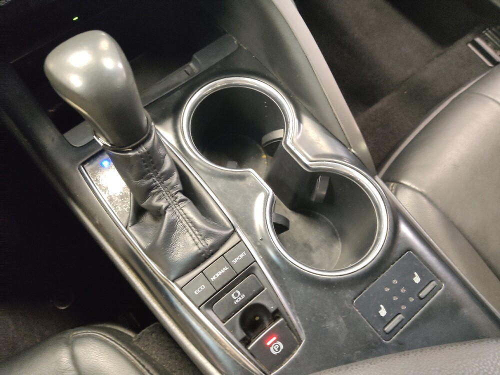 2019 Toyota Camry in Plano, TX 75074 - 18144973 26
